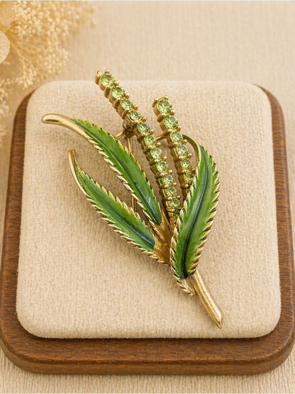 Vintage Green Rhinestone Sparkle Grass Spring Leaf Brooch Pin